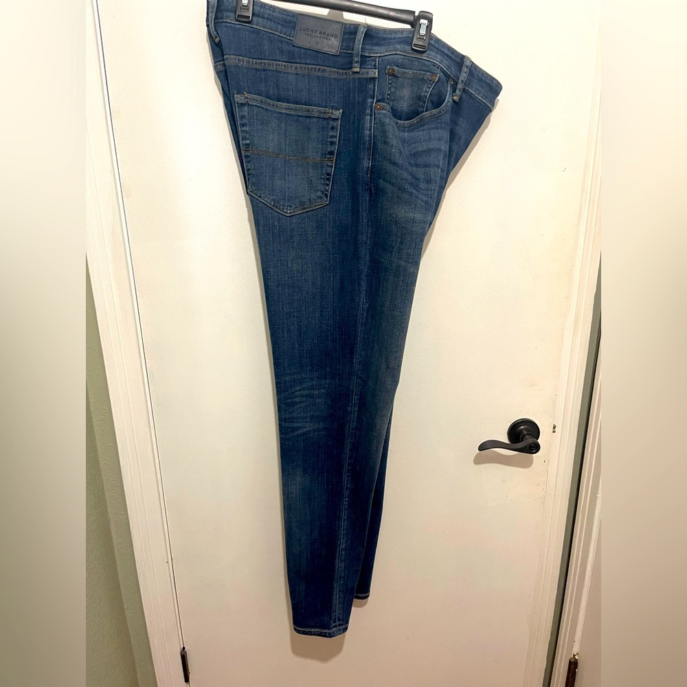 Lucky men’s Jeans.Sz 38x32